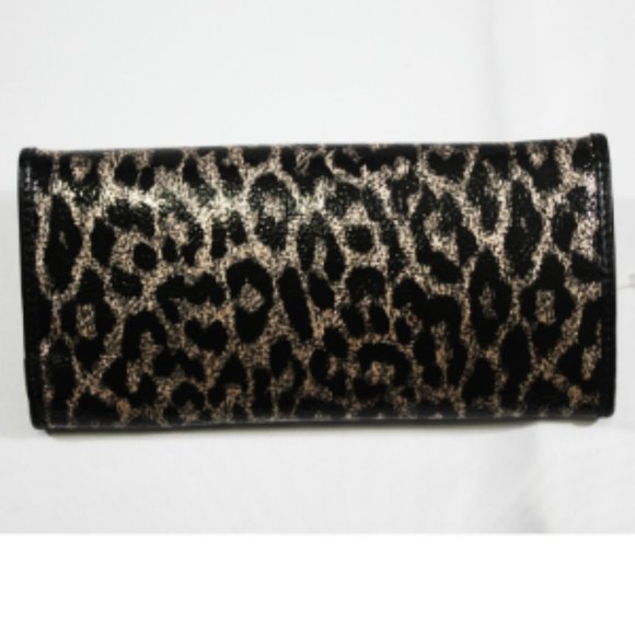 Lula Elegant Woman Wallet - Picture 2 of 5